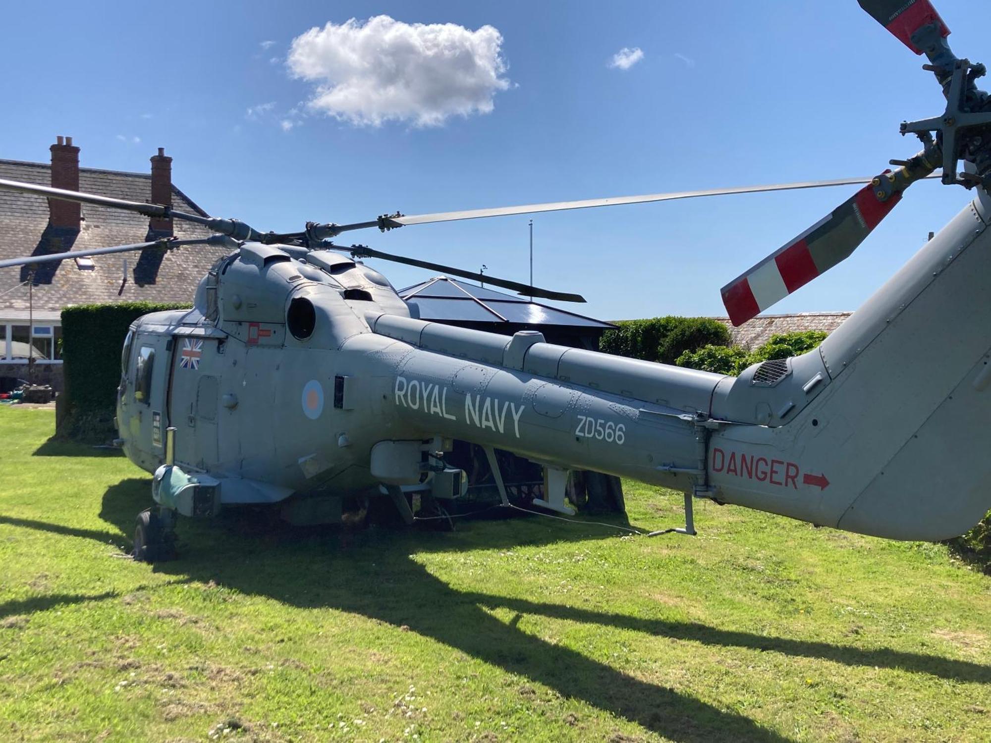 Haelarcher Helicopter Glamping Гелстон Екстер'єр фото